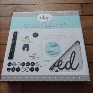 Lulujo - Baby's 1st Year Loved Beyond Measure Blanket & Cards Set
